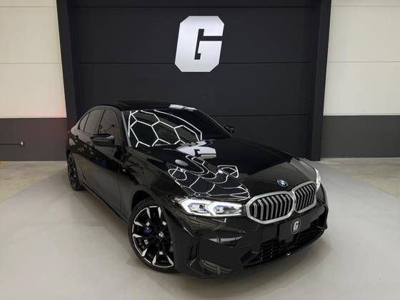 BMW 320i 2.0 16V TURBO FLEX M SPORT AUTOMÁTICO BMW 320i 2.0 16V TURBO FLEX M SPORT AUTOMÁTICO